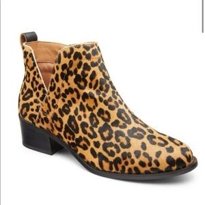 VIONIC Clara Leopard Print Calf Hair Block Heel Ankle Booties Orthotic
